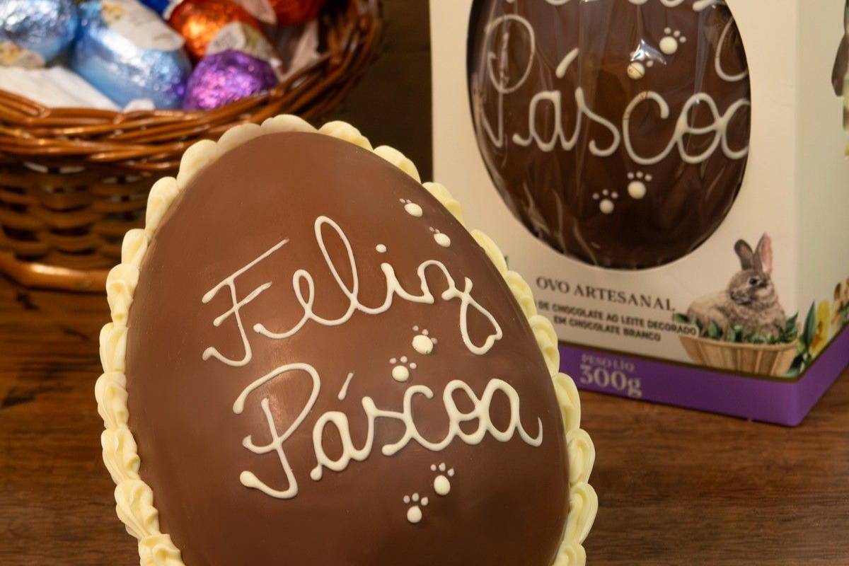 Ovo Decorado ao Leite e Branco - 300g