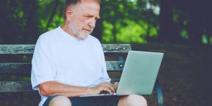 Trabalhos de fins de semana para idosos 5 oportunidades de profissões de ocasião